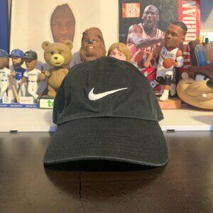 Nike Swoosh Hat